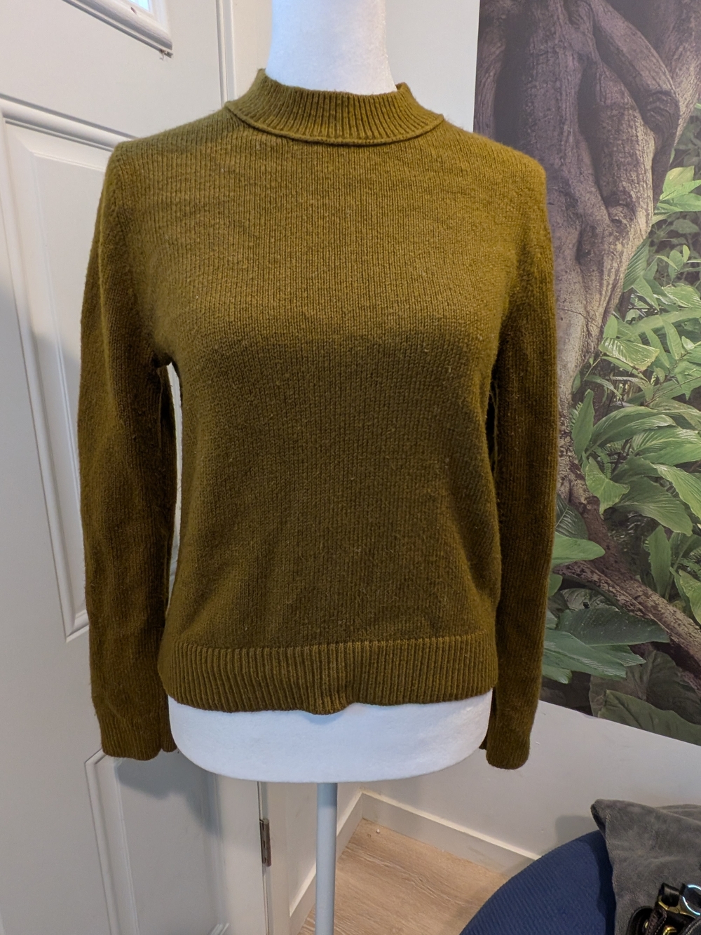 Banana Republic Olive Ribbed Mock Neck Sweater